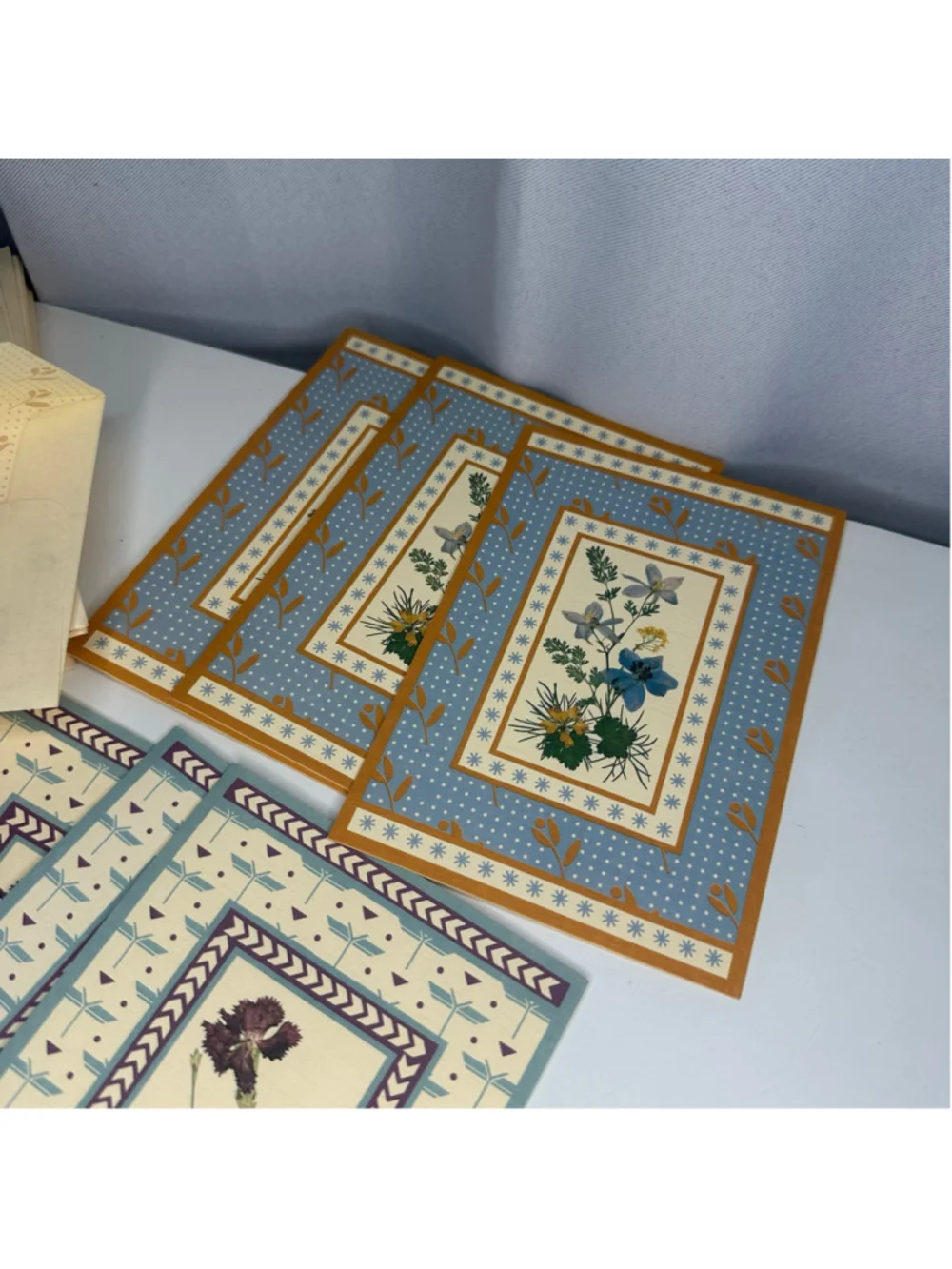 Vintage Stationery Set of 12 with Floral Blank Cards and Red Box